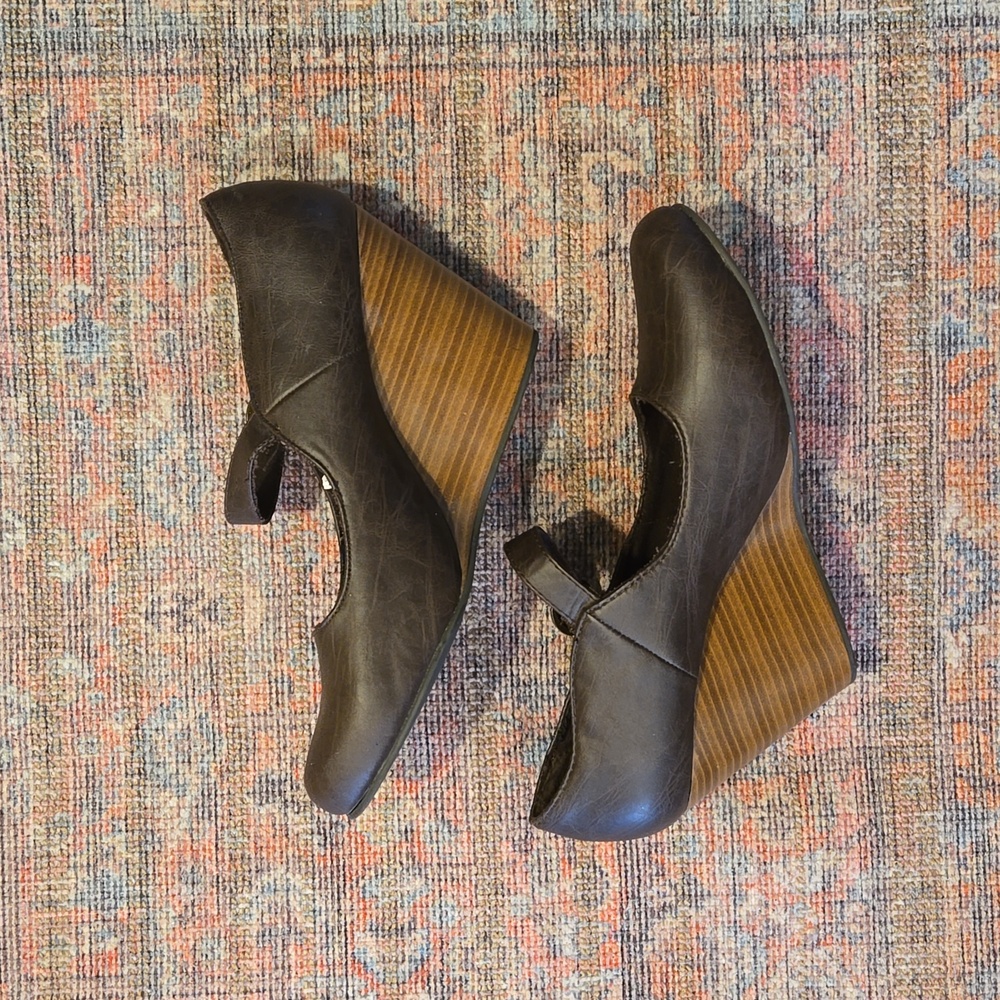 Wedge Heel Mary Jane